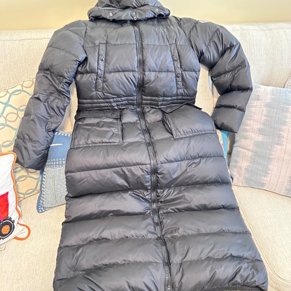 Moncler, Long puffer jacket - Picture 4 of 4